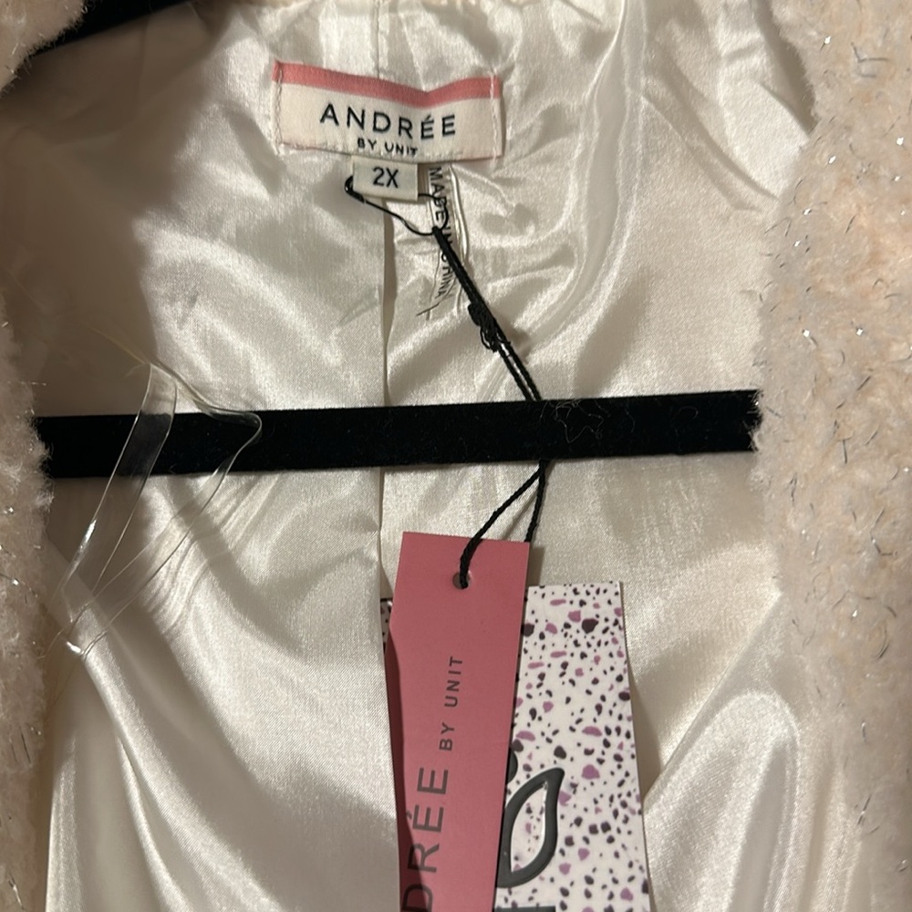 Jacket - Picture 3 of 3